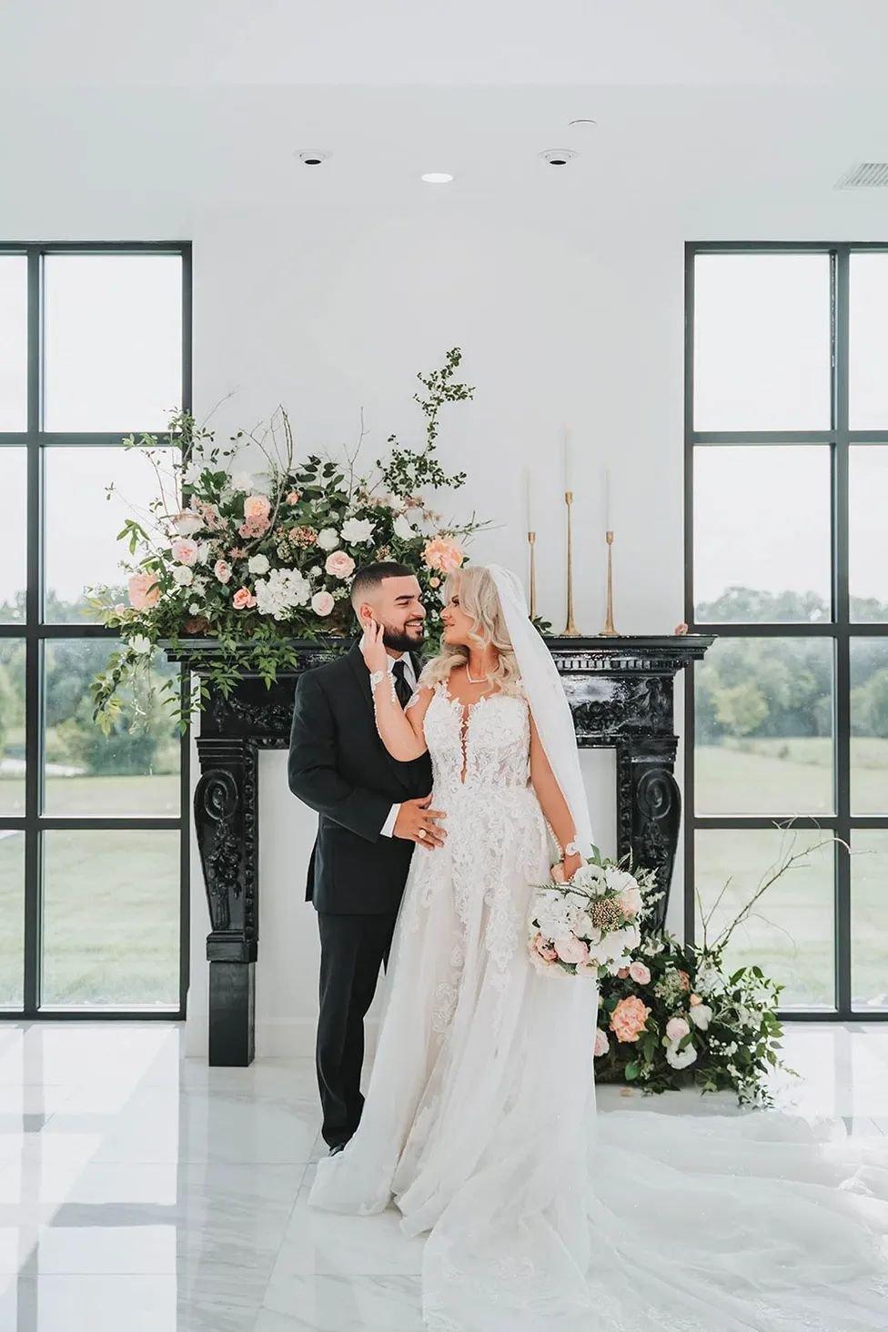 carousel-hero-element image-7