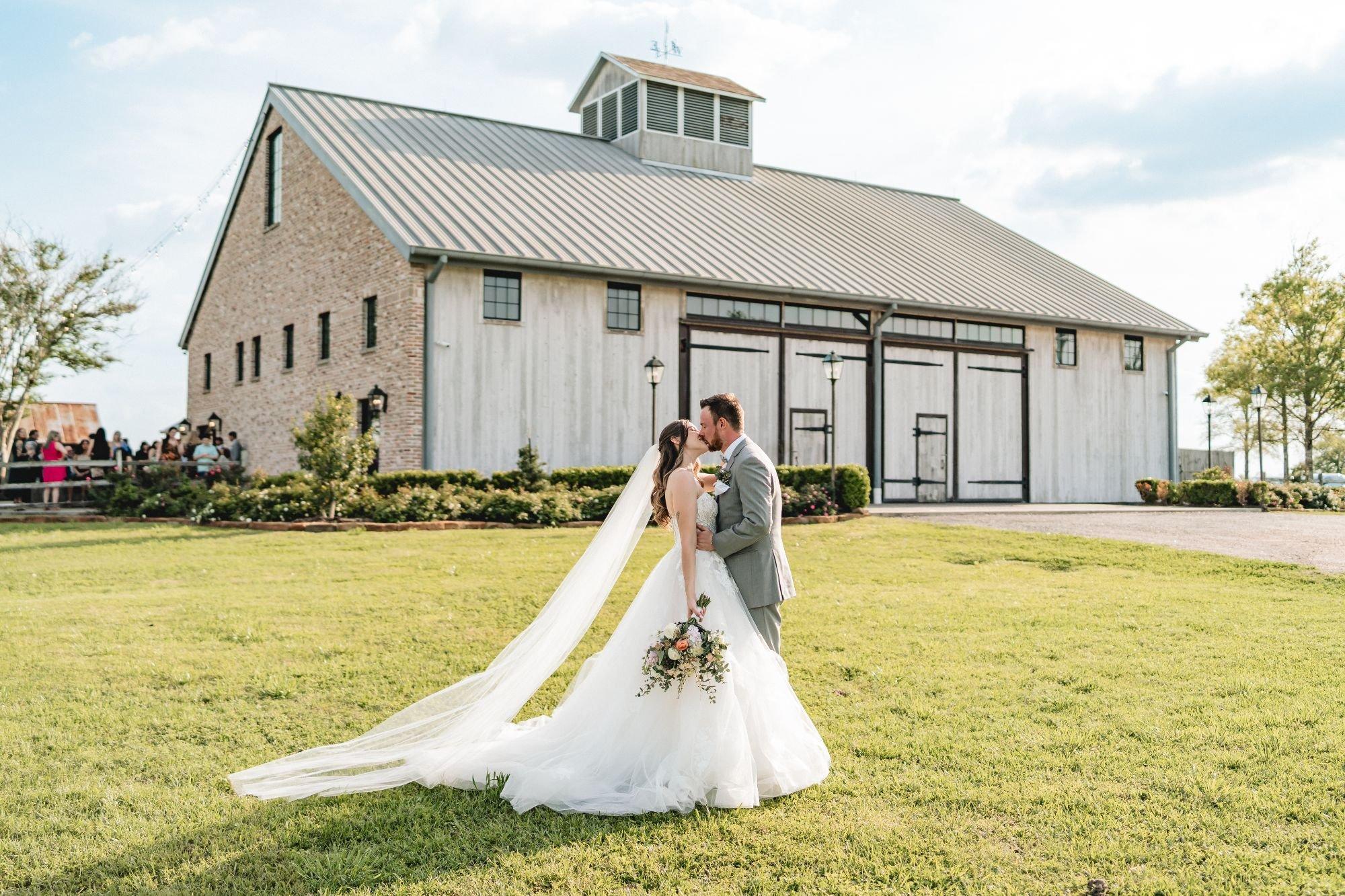 carousel-hero-element image-0