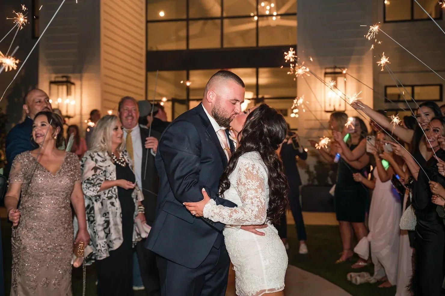 carousel-hero-element image-4